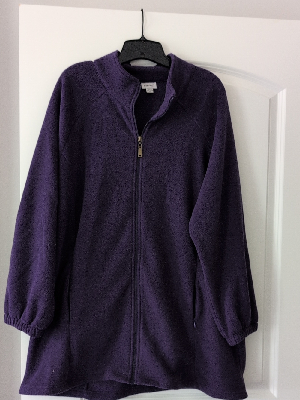 Avenue Full‑Zip Fleece Jacket in Deep Purple